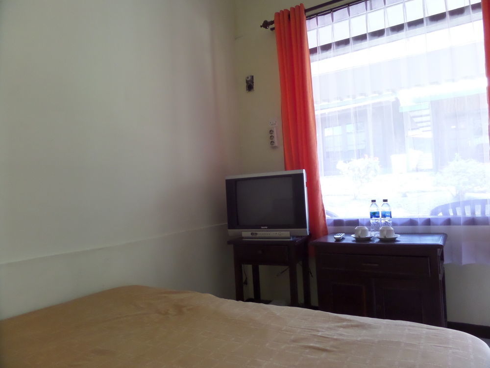 Bromo Permai 1 Hotel Ngoại thất bức ảnh