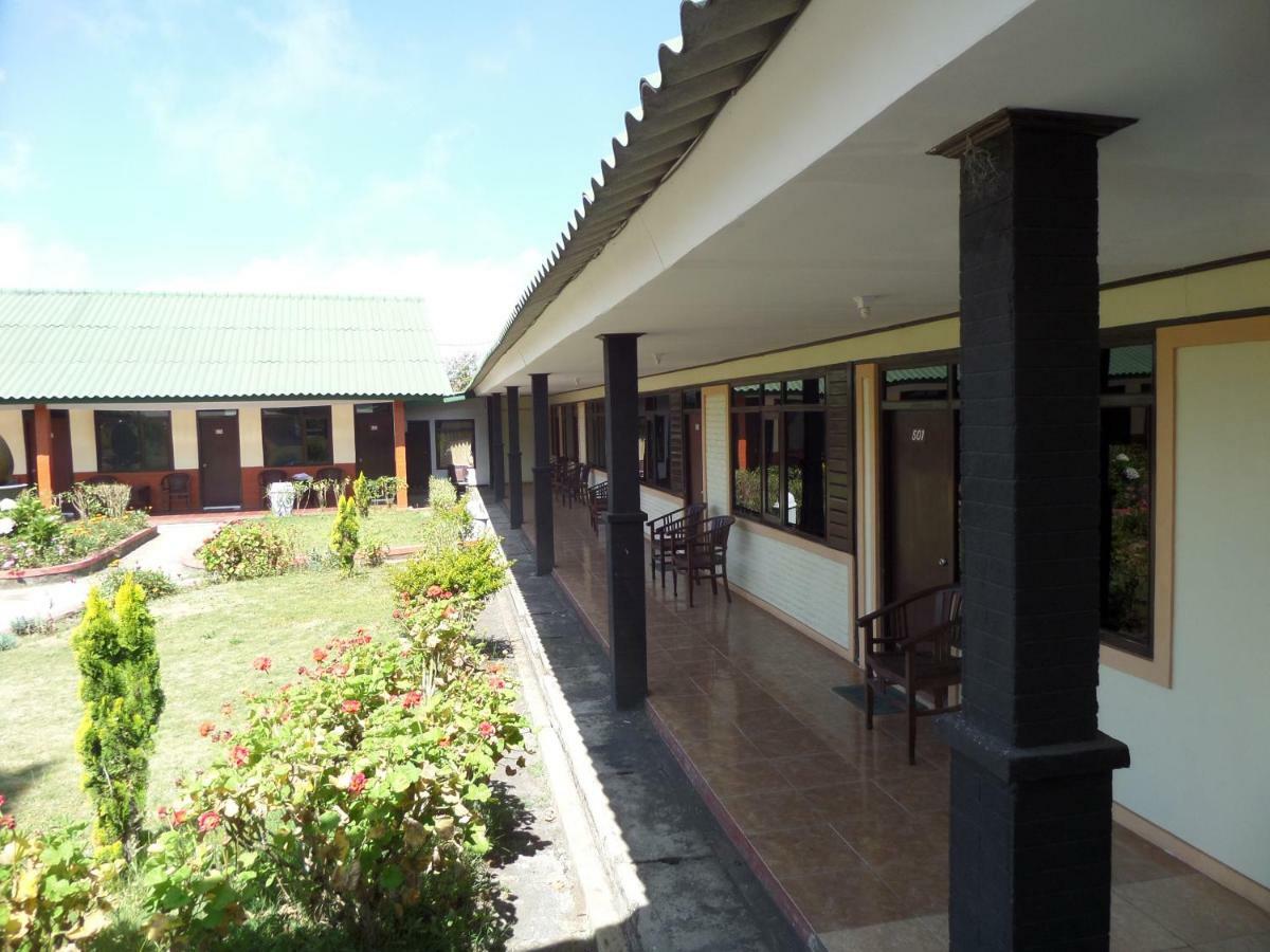 Bromo Permai 1 Hotel Ngoại thất bức ảnh